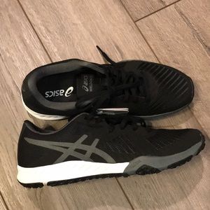 Womens Asics sneakers- Weldon X